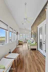 113 Harold Avenue, Swansboro, NC 28584 — 3-bedroom waterfront home in Hurst Harbor, Swansboro, NC, photo 13 of 68