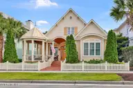6505 Chalfont Circle, Wilmington, NC 28405 — 3-bedroom home in Mayfaire, Wilmington, NC, photo 2 of 18