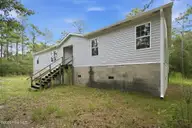 265 Riverview Drive, Burgaw, NC 28425 — manufactured home in Woodridge, Burgaw, NC, photo 3 of 35