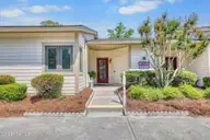 135 Longstreet Drive Apt 101, Wilmington, NC 28412 — 2-bedroom condo in Valleygate Villas, Wilmington, NC, photo 7 of 50: 135LongstreetDr101-58_