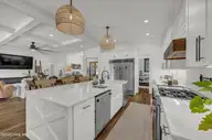607 Harper Avenue, Carolina Beach, NC 28428 — 5-bedroom home in Heart of Carolina Beach, Carolina Beach, NC, photo 18 of 64: iRbs5FaY