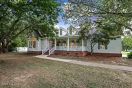 8622 Carter Grove Drive, Elm City, NC 27822 — 3-bedroom home in Carter Grove, Elm City, NC, photo 2 of 55: 04-8622 Carter Grove Dr-4