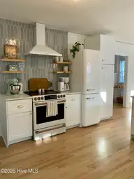 215 Keaton Avenue, Wilmington, NC 28403 — 2-bedroom home in Brookwood, Wilmington, NC, photo 17 of 42: IMG_6380