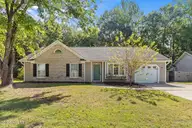182 Raintree Circle, Jacksonville, NC 28540 — 3-bedroom home in Raintree, Jacksonville, NC, photo 1 of 26: raintree-2