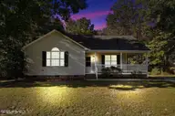 599 Madison Avenue, Princeton, NC 27569 — 3-bedroom home in Holts Landing, Princeton, NC, photo 2 of 26: 599 Madison Ave-2