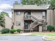 800 St Andrews Drive 260, Pinehurst, NC 28374 — 2-bedroom condo in Linville Garden, Pinehurst, NC, photo 2 of 37: 001-1280x960-main-exterior