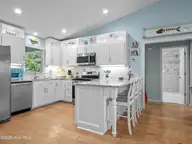 113 Sea Gull Road, Emerald Isle, NC 28594 — 3-bedroom home in Surfside, Emerald Isle, NC, photo 7 of 60: download_78
