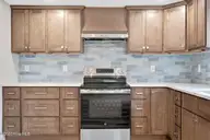 615 S Raleigh Street, Wallace, NC 28466 — 3-bedroom home, Wallace, NC, photo 10 of 33
