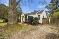 1121 W Williams Circle, Elizabeth City, NC 27909 — 3-bedroom home in Williams Circle, Elizabeth City, NC, photo 4 of 33: 4_003_dsc06248