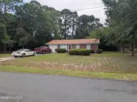 221 Seminole Trail, Wilmington, NC 28409 — 3-bedroom home in Tanglewood, Wilmington, NC, photo 2 of 16