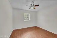 305 Covington Road, Wilmington, NC 28409 — 3-bedroom home in Foxcroft, Wilmington, NC, photo 17 of 27: 017_img_8205_789
