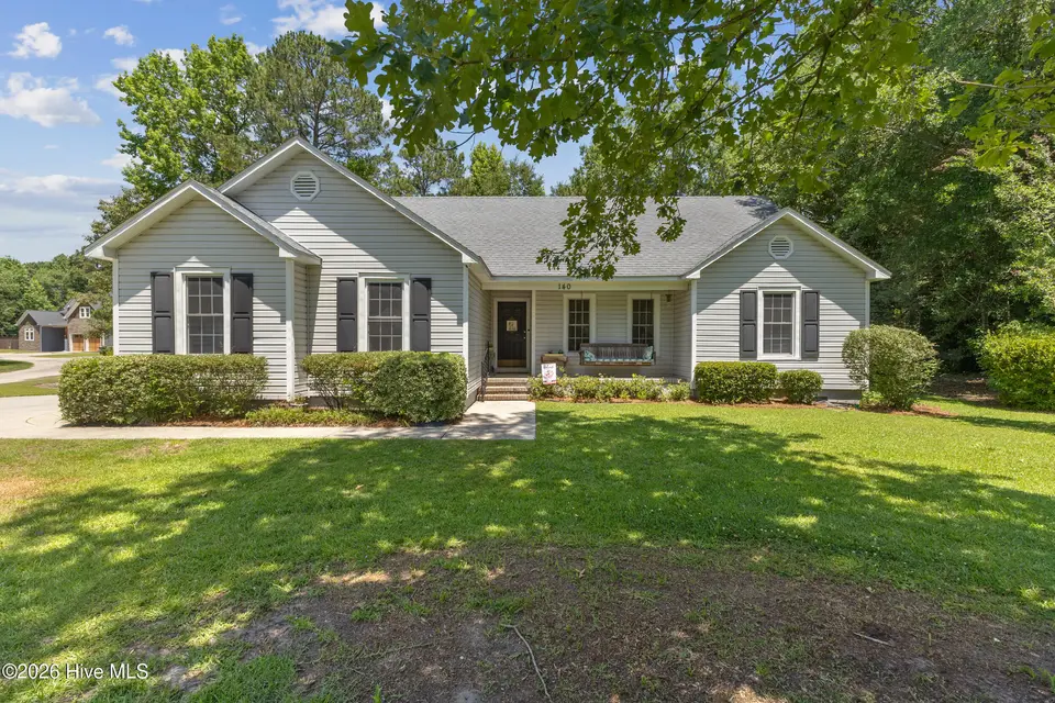 140 Pintail Lane, Rocky Point, NC 28457 — 3-bedroom waterfront home in Swann Plantation, Rocky Point, NC, photo 1 of 34