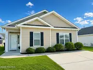 733 Seneca Court, Winterville, NC 28590 — 3-bedroom home in Pinecrest, Winterville, NC, photo 1 of 26: Primary Photo