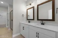 237 Cline Way Unit 108, Beaufort, NC 28516 — 3-bedroom townhome in 1809 Live Oak, Beaufort, NC, photo 14 of 37: Primary Bath