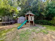 403 Wilson Avenue, Kinston, NC 28501 — 5-bedroom home, Kinston, NC, photo 13 of 78: IMG_1168