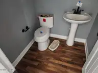 105 E Lake Drive, Goldsboro, NC 27534 — 4-bedroom home in East Lake, Goldsboro, NC, photo 15 of 23: 21 HALF BATH