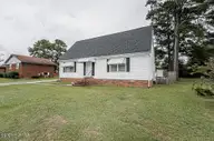 1821 Augustus Drive, Rocky Mount, NC 27801 — 3-bedroom home, Rocky Mount, NC, photo 7 of 59: 0007-IMG_2532