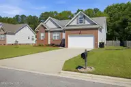 2752 Barefoot Lane, Winterville, NC 28590 — 3-bedroom home in Barefoot Landing, Winterville, NC, photo 6 of 39: 4-web-or-mls-BLS_0004 (1)