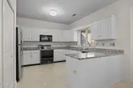 622 Redwood Drive, Southern Pines, NC 28387 — 2-bedroom townhome in Knlwd Vlg, Southern Pines, NC, photo 21 of 49: 45-web-or-mls-IMG_9971