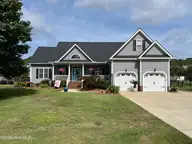 219 Maddux Drive, Pikeville, NC 27863 — 3-bedroom home in Goose Creek, Pikeville, NC, photo 1 of 45: IMG_1913