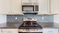 2017 Dartford Drive A, Greenville, NC 27834 — 3-bedroom townhome in Brook Hollow, Greenville, NC, photo 8 of 22: 13-web-or-mls-1400-Dorset-Dr-Greenville-