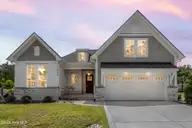 1552 Riverview Terrace, Wilmington, NC 28401 — 4-bedroom home in Preservation Point, Wilmington, NC, photo 1 of 49: 1552 Riverview Terrace