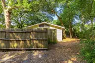 110 Holly Road, Pine Knoll Shores, NC 28512 — 3-bedroom home in Pine Knoll Association, Pine Knoll Shores, NC, photo 6 of 30: 6-web-or-mls-cchadwick-visuals-110-holly