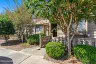 207 Saint Luke Court, Wilmington, NC 28409 — 2-bedroom waterfront townhome in Caneel Cove, Wilmington, NC, photo 3 of 44: 207 St. Luke-4