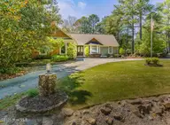 2 Fur Court W, Pinehurst, NC 28374 — 2-bedroom home in Unit 10, Pinehurst, NC, photo 2 of 49: 260416-2FurrCt-3762