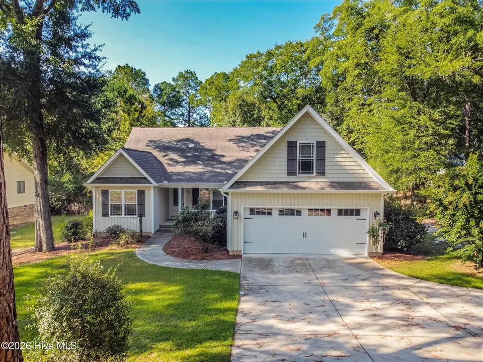 385 Saint Andrews Drive, Pinehurst, NC 28374 — 3-bedroom home in Unit 1, Pinehurst, NC, photo 1 of 45