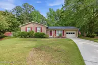 206 Chatham Court, Jacksonville, NC 28540 — 3-bedroom home in Brook Valley, Jacksonville, NC, photo 2 of 26: chatham-2
