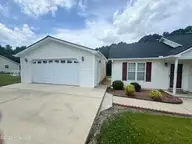 124 Stockbridge Drive, Selma, NC 27576 — 3-bedroom home, Selma, NC, photo 4 of 25: IMG_8413