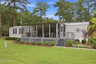 101 Lake Vue Drive, Aurora, NC 27806 — 2-bedroom waterfront manufactured home in Isle Vue Beach, Aurora, NC, photo 2 of 55