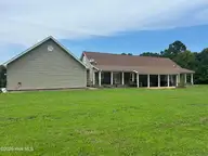 1971/1983 Wilson Road, Robbins, NC 27325 — 3-bedroom home, Robbins, NC, photo 9 of 46: IMG_2778