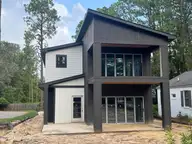 750 N Ashe Street, Southern Pines, NC 28387 — 4-bedroom home in Downtown, Southern Pines, NC, photo 2 of 21: IMG_6405