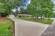 2444 Creekside Road, Kinston, NC 28504 — 3-bedroom home in Branchwood, Kinston, NC, photo 6 of 51: 06-2444 Creekside Rd-6