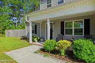 1001 Marston Drive, Jacksonville, NC 28540 — 3-bedroom home in Fieldstone At Haws Run, Jacksonville, NC, photo 4 of 49: 5_1001_marston_dr_005