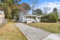 138 Elizabeth Street, Jacksonville, NC 28540 — 2-bedroom home in Elizabeth Park, Jacksonville, NC, photo 3 of 23: elizabeth-3