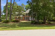 4804 Saint Georges Drive N, Wilson, NC 27896 — 4-bedroom home in Country Club Colony, Wilson, NC, photo 3 of 44
