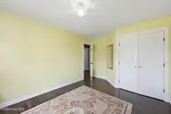 833 Pelican Drive, New Bern, NC 28560 — 3-bedroom waterfront home in Fairfield Harbour, New Bern, NC, photo 22 of 44: Bedroom 2
