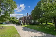 1115 College Street, Kinston, NC 28501 — 4-bedroom home, Kinston, NC, photo 15 of 68: 55-1115 College St-15