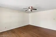 604 Oakwood Avenue, Jacksonville, NC 28546 — 4-bedroom home in Brynn Marr, Jacksonville, NC, photo 5 of 34