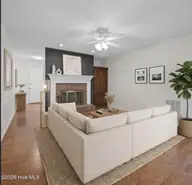 6200 Strawfield Drive, Wilmington, NC 28405 — 3-bedroom home in Summerfield, Wilmington, NC, photo 5 of 47