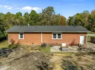 304 Sheffield Road, Jacksonville, NC 28546 — 3-bedroom home in Montclair, Jacksonville, NC, photo 12 of 15: 12-web-or-mls-11