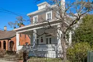 121 S 5th Avenue, Wilmington, NC 28401 — 3-bedroom home in Historic District, Wilmington, NC, photo 1 of 50: web-71