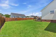 304 Pine Ridge Lane, Holly Ridge, NC 28445 — 3-bedroom home in Sage's Ridge, Holly Ridge, NC, photo 9 of 28