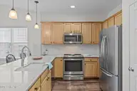 5154 Elton Drive SE, Southport, NC 28461 — 3-bedroom townhome in South Harbour Village, Southport, NC, photo 8 of 49: 21-web-or-mls-BTS09278