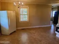 569 Central Avenue, Kinston, NC 28504 — 3-bedroom home in Jackson Heights, Kinston, NC, photo 13 of 25