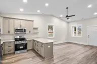1810 Raeford Road, Southport, NC 28461 — 3-bedroom home, Southport, NC, photo 6 of 30