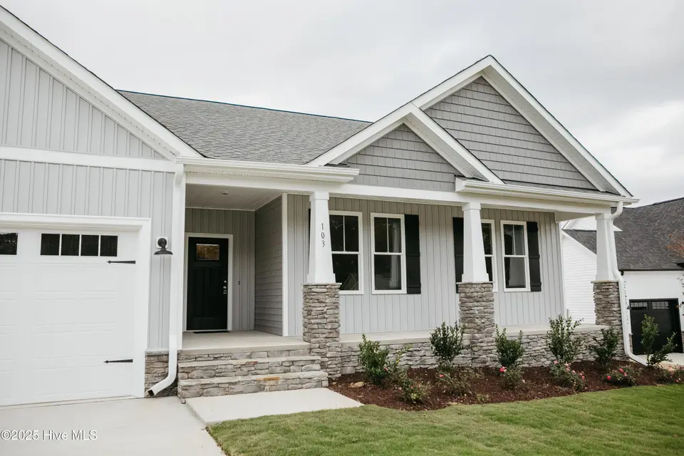 103 Lucky Lane, Pikeville, NC 27863 — 3-bedroom waterfront home in Bartlett Farm, Pikeville, NC, photo 1 of 24: BartlettFarm-103-1